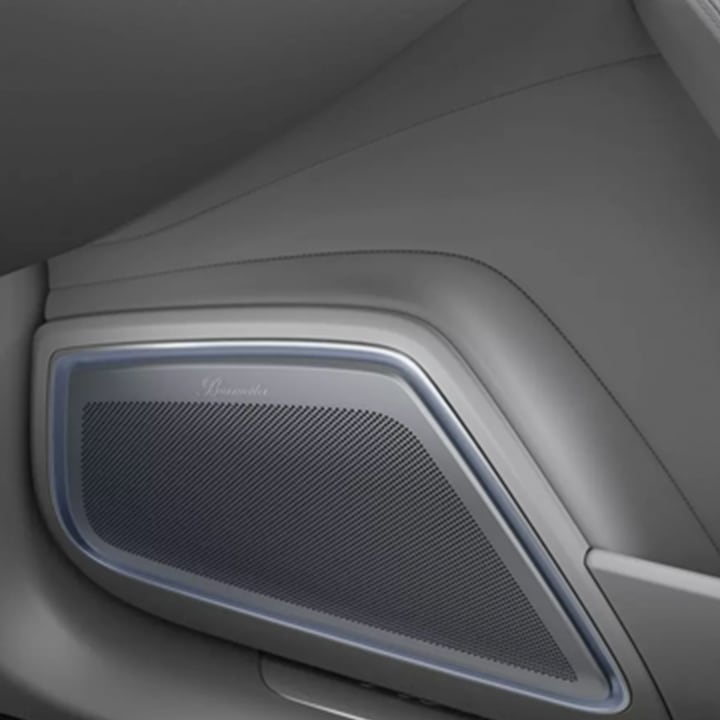Sound system of Porsche Panamera